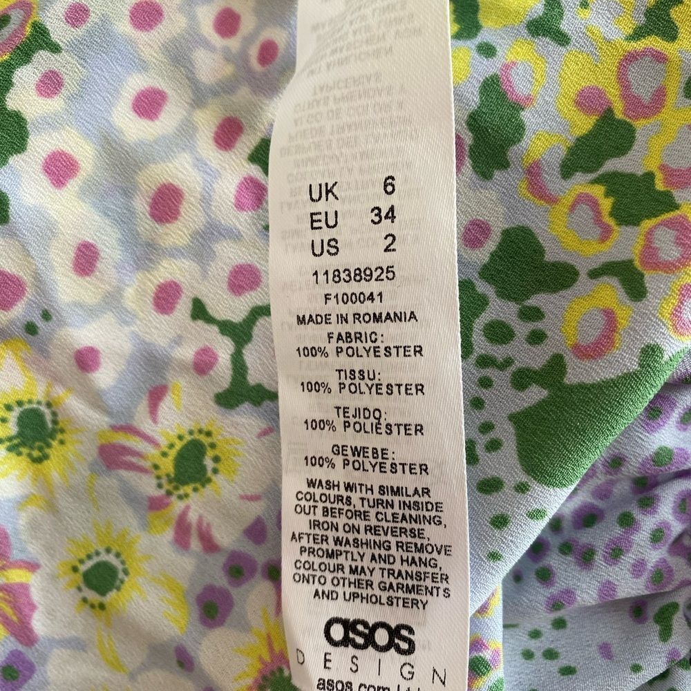 ❤️NWOT ASOS Floral Romper size 2❤️ - Picture 8 of 10